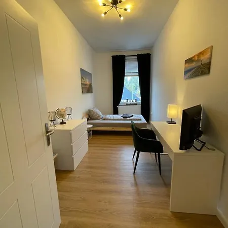 Ankerhuus * إمدن